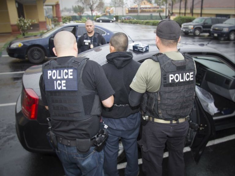 Según el NYT, redadas permitirían deportaciones “colaterales”