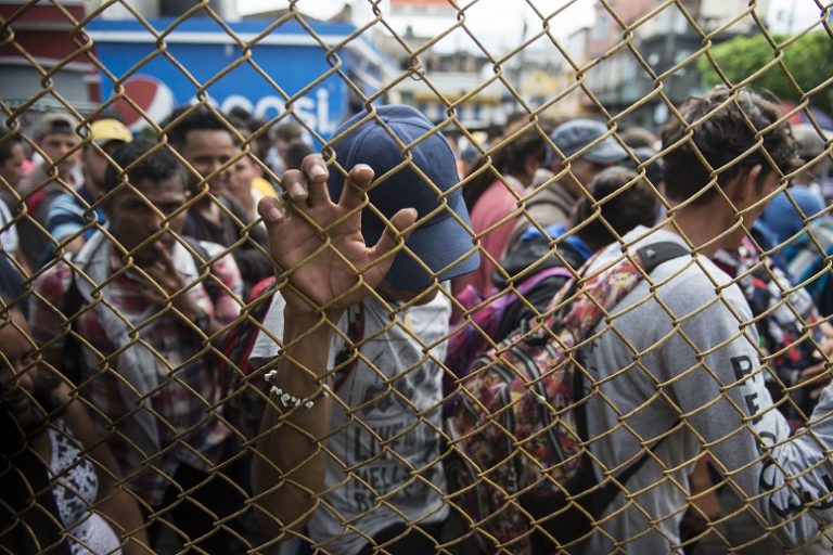 Esperanza no abandona a migrantes en la frontera con México