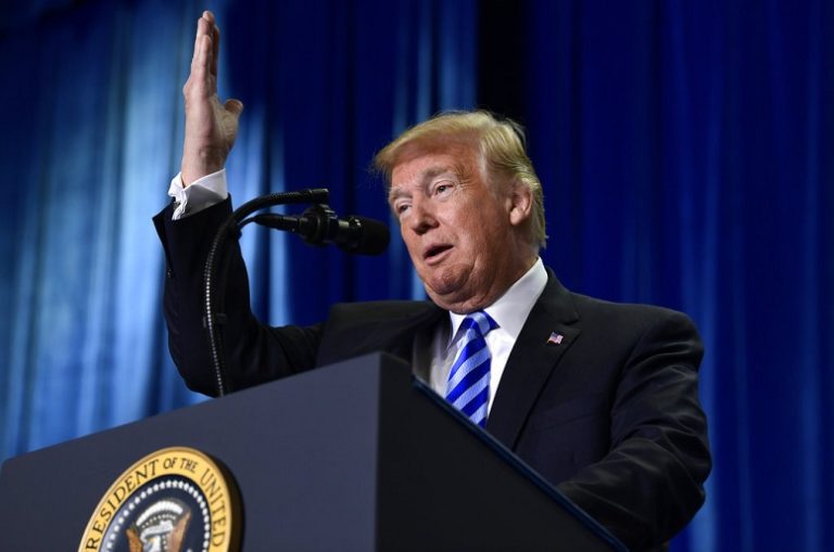 Trump ofrece acuerdo para “dreamers” por recursos para muro