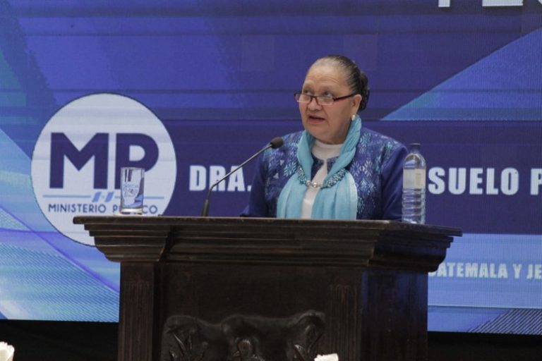 Orellana: Consuelo Porras debe deducir responsabilidades por transgresión de Ley