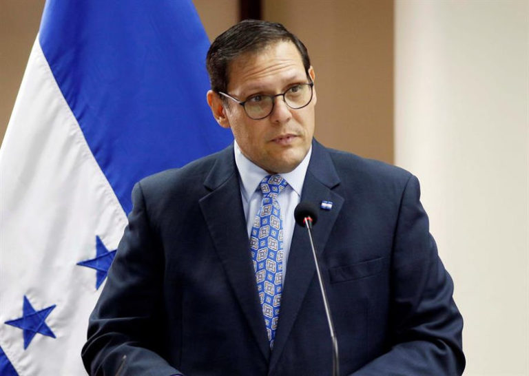Honduras no será tercer país seguro y confirma negociación de un acuerdo con EE.UU.