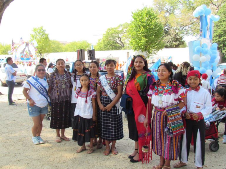 Guatemaltecos participaron en desfile de “Las Américas” en Washington DC