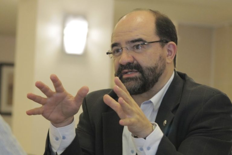 Senador Emilio Álvarez Icaza: Nunca habían mandado al Ejército a la frontera como AMLO