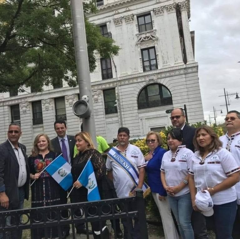 Migrantes, respetando prevención, conmemoran Independencia en Nueva Jersey